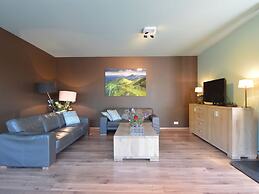 Villa with Sauna near Golf Course