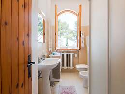 Enchanting Coastal With Views