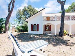 Enchanting Coastal With Views