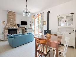Enchanting Coastal With Views