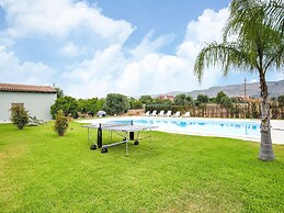 Villa in Solarino With Private Pool