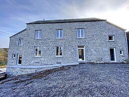 Charming Family Home in Achet