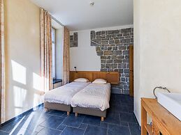 Spacious Apartment in a 16th-century Castle