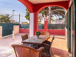 Villa in Tolleric With Private Pool