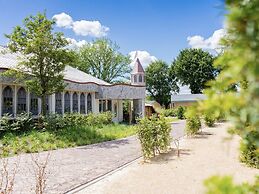 Modern Chalet With Combi Microwave Near Efteling