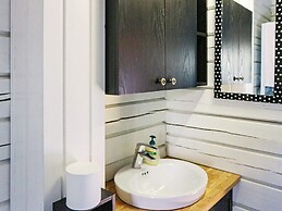 6 Person Holiday Home in Vikersund