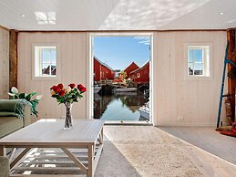 5 Star Holiday Home in Bud