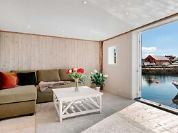 5 Star Holiday Home in Bud