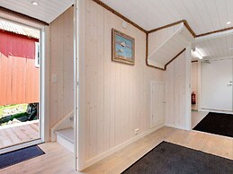5 Star Holiday Home in Bud