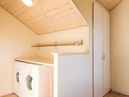 Tranquil Cottage With Spa and Sauna-by Traum