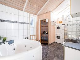 5 Star Holiday Home in Tarm