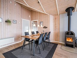 5 Star Holiday Home in Tarm