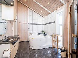 5 Star Holiday Home in Tarm