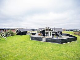 5 Star Holiday Home in Tarm