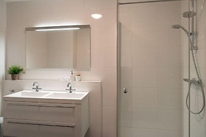 Apartment in Scheveningen With Harbor View