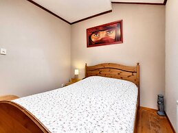 Rustic Farm Stay in Rogery