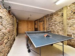 Rustic Farm Stay in Rogery