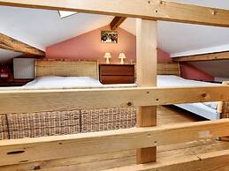 Rustic Farm Stay in Rogery