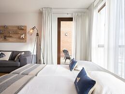 Apartment in Netherlands With Marina View