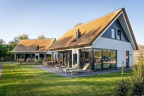 Luxury Villa With Sauna Near the Beach