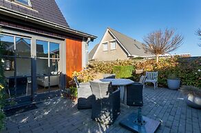 Attractive Apartment near Center & Beach