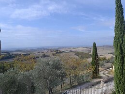 Tuscan Family Haven, Asciano