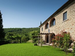 Villa in Tuscany With Organic Wine Estate