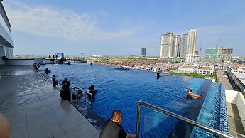 Swan Garden Resort Hotel
