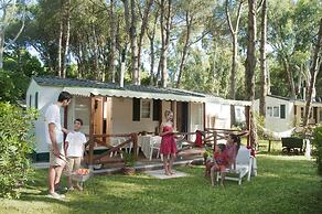 Family Chalet in Baia Domizia