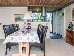6 Person Holiday Home in Skovgårde Allingåbro