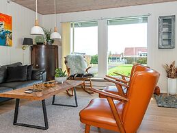 6 Person Holiday Home in Juelsminde