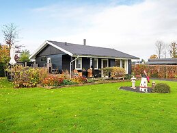 6 Person Holiday Home in Juelsminde