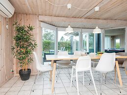 8 Person Holiday Home in Borkop