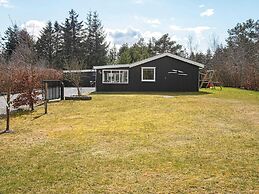 8 Person Holiday Home in Logstor