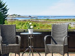 Holiday Home in Farstad