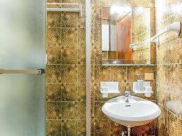 Apartment in Cervinia With Ski Access