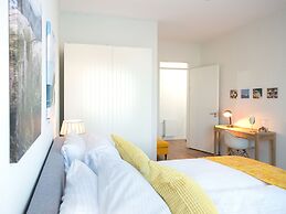 Apartment in Scheveningen Harbor Views