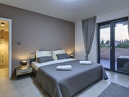 Super Modern Villa With Private Pool