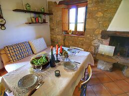 Striking Farmhouse, Ortignano