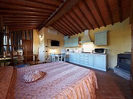 Cottage in Tuscany With Pool and Sauna