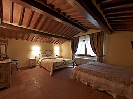 Cottage in Tuscany With Pool & Sauna