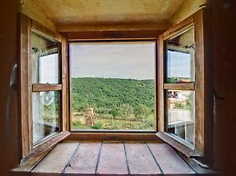 Cozy Villa in Marezige With Swimming Pool