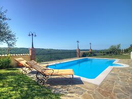 Cozy Villa in Marezige With Swimming Pool