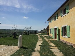 Cozy Villa in Marezige With Swimming Pool