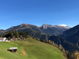 Apartment in Mayrhofen Near Ski Lift