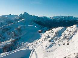 Cozy Holiday Apartment Close to the Slopes