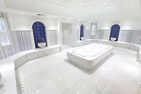 Limak Skopje Luxury Hotel