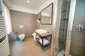 Bergamo Inn 15