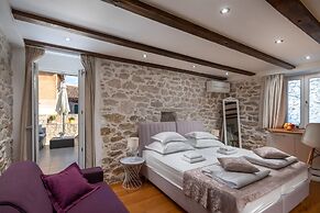 2 - Luxury Studio With Terrace in Heart of Split