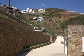 Monolithos Villas
